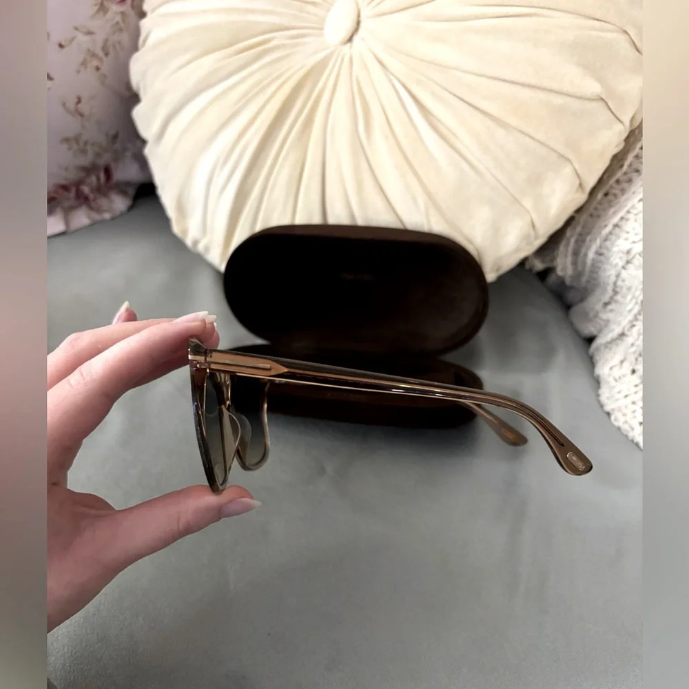 Tom Ford Sunglasses - Picture 4 of 10